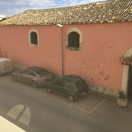 Il Veliero Gæstehus Marzamemi